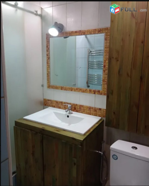 LA10540 Վարձով 2 սենյականոց բնակարան  Նալբանդյան փողոց , Սախարովի հրապարակ