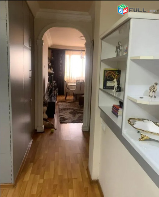 LA10553 Վարձով  3 սենյականոց բնակարան  Բաղրամյան 2 րդ փակուղի