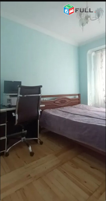 LA10557 Վարձով 3 սենյականոց բնակարան Վահրամ Փափազյան փողոցում