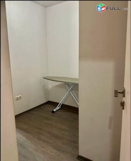 LA10565 Վարձով 2 սենյականոց բնակարան Պուշկինի փողոցում 