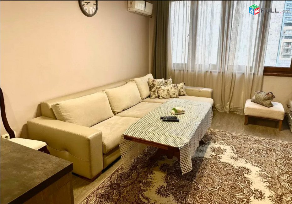 LA10565 Վարձով 2 սենյականոց բնակարան Պուշկինի փողոցում 