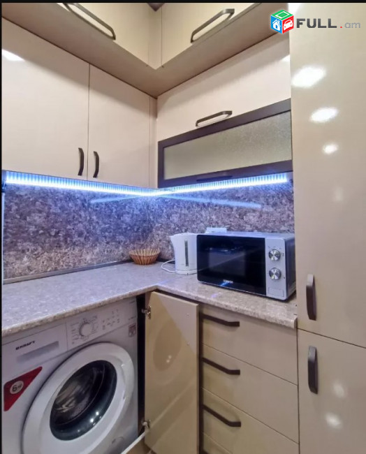LA10575 Օրավարձով 3 սենյականոց բնակարան Կոմիտասի պողոտա , Լամբադա կամրջի մոտ