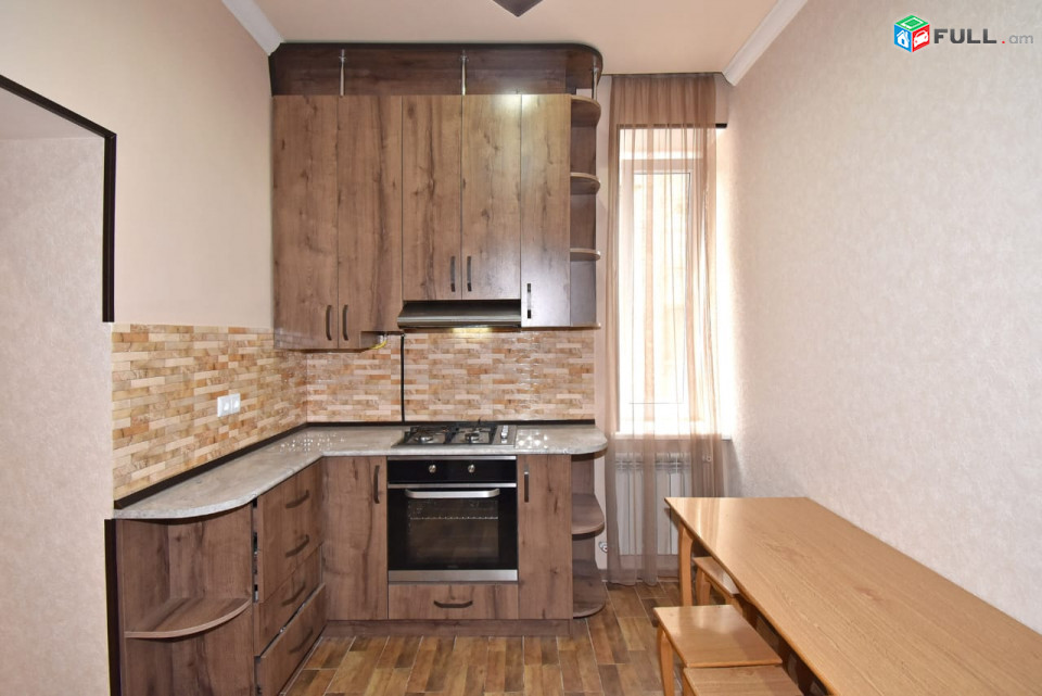 LA10580 Օրավարձով 3 սենյականոց բնակարան Կոմիտաս , Փափազյան խաչմերուկի մոտ 