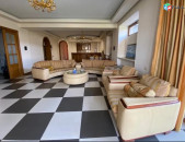 LA10574  Օրավարձով 5 սենյականոց բնակարան Հյուսիսային պողոտա ,  նորակառույց շենքում 