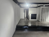 LA10592 Վարձով 55 քմ տարածք Սայաթ Նովա պողոտայում , 1 ին  գիծ