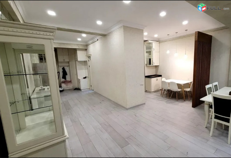 LA10593  Վարձով 3 սենյականոց բնակարան Կոմիտաս , Վաղարշյան խաչմերուկի մոտ նորակառույց շենք