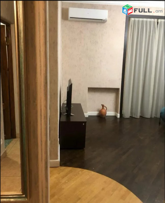LA10595 Օրավարձով 1 սենյականոց բնակարան Աբովյան փողոցում