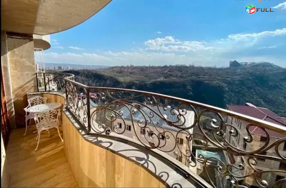 LA10607  Օրավարձով 3  սենյականոց բնակարան  Օրբելի փողոց, նորակառույց շենքում