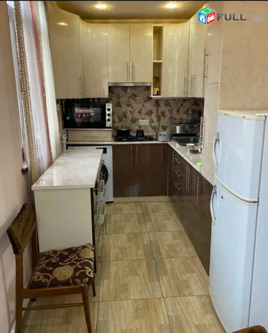 LA10618 Վարձով 2 սենյականոց բնակարան Ավան, Աճառյան փողոց 