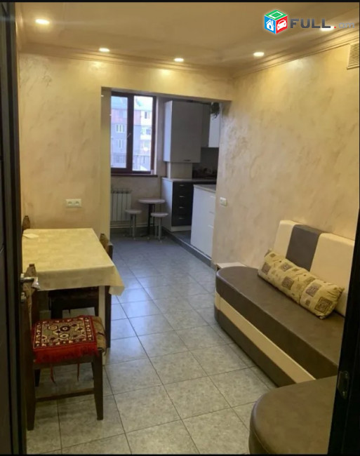 LA10632 Վարձով 3 սենյականոց բնակարան Հրաչյա Աճառյանի փողոցում