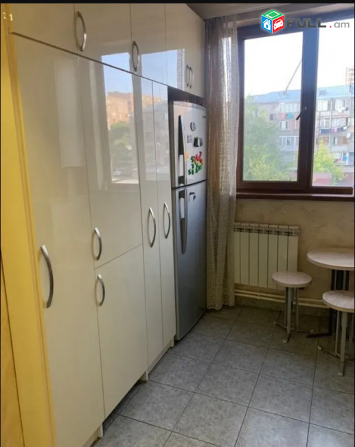 LA10632 Վարձով 3 սենյականոց բնակարան Հրաչյա Աճառյանի փողոցում