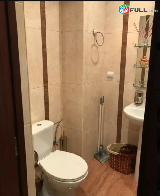 LA10648 Վարձով 2 սենյականոց բնակարան Լենինգրադյան փողոց , նորակառույց շենքում