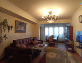 LA10668  Վարձով 3 սենյականոց բնակարան Հանրապետության փողոցում
