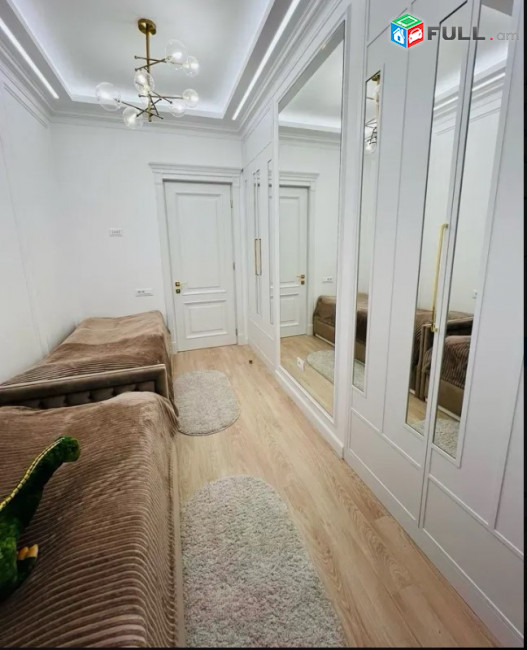 LA10749 Վարձով 3 սենյակնոց բնակարան Արամի փողոց, նորակառույց շենքում