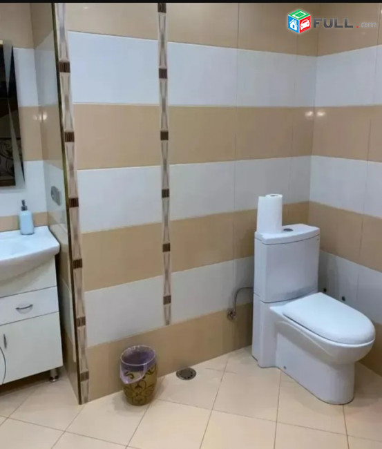 LA10756 Վարձով  5 սենյականոց դուպլեքս բնակարան Թումանյան փողոց , Նալբանդյան 