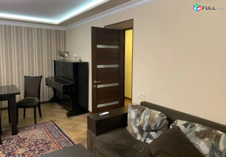 LA10766 Վարձով Վարձով 4 սենյականոց բնակարան Արամ Խաչատրյան փողոցում 