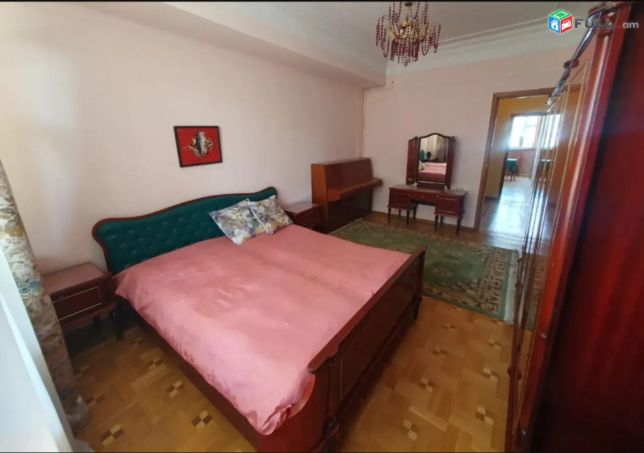 LA10770 Վարձով 3 սենյականոց բնակարան Մովսես Խորենացու փողոցում