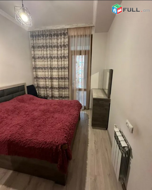 LA10799  Վարձով 3 սենյականոց բնակարան Նիկողայոս Ադոնցի փողոց , նորակառույց շենքում