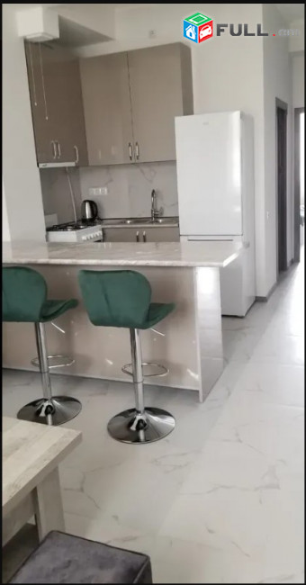 LA10830 Վարձով 3 սենյականոց բնակարան  Դավթաշեն 4-րդ թաղամաս , նորակառույց շենքում