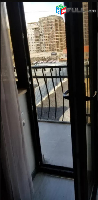 LA10830 Վարձով 3 սենյականոց բնակարան  Դավթաշեն 4-րդ թաղամաս , նորակառույց շենքում