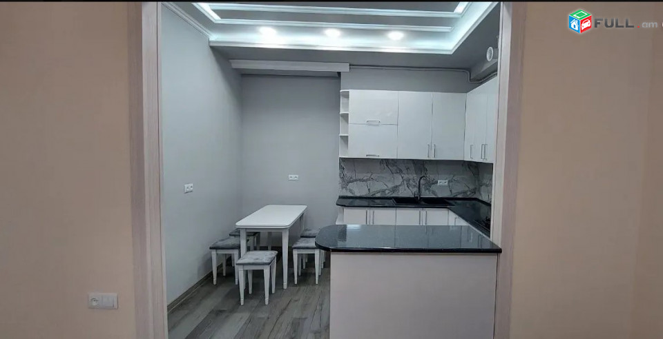 LA10832 Վարձով 3 սենյականոց բնակարան  Դավթաշեն 4 րդ թաղամաս ,  Անաստաս Միկոյան փողոցում