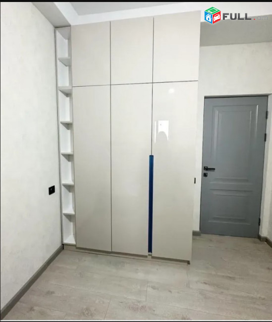 LA10841 Վարձով  Վարձով 3 սենյականոց բնակարան Անաստաս Միկոյան փողոց , նորակառույց շենքում