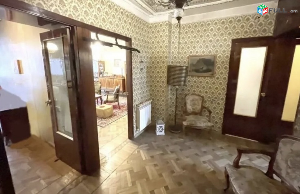 LA10847 Վարձով 4 սենյականոց դատարկ բնակարան Օրբելի փողոցում