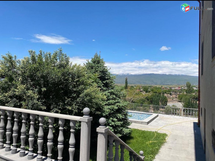 LA10853 Վարձով 3 հարկանի 5 սենյականոց առանձնատուն Աշտարակում , Արամ Խաչատրյան փողոցում