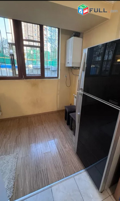 LA10897 Վարձով 3 սենյականոց բնակարան Մինաս Ավետիսյանի 4-րդ փողոցում