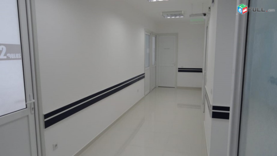 LA10907 Վարձով 300 քմ. Բազմաֆունկցիոնալ գույք Օրբելի ,Բաղրամյան պողոտայում կենտրոնում