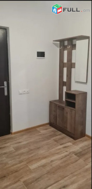 LA10968 Վարձով 3 սենյականոց բնակարան Մոնթե Մելքոնյան փողոց , նորակառույց շենքում 