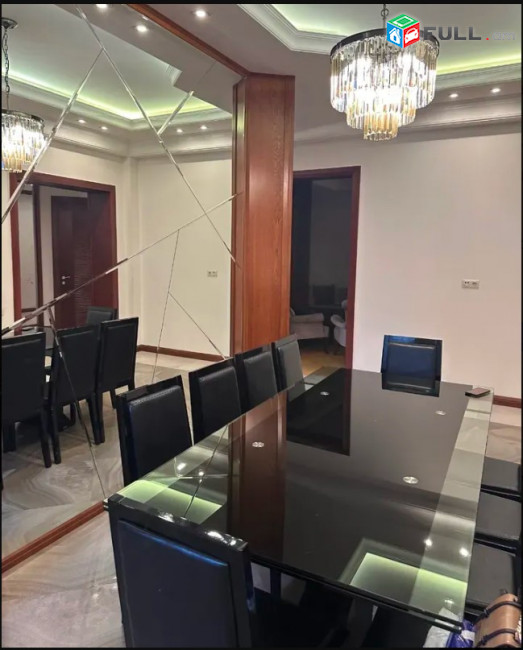 LA10973 Վարձով 3 սենյականոց բնակարան  Եկմալյան փողոց , նորակառույց շենքում
