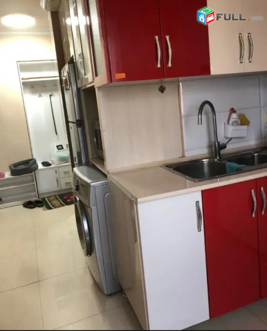 LA10787 Վարձով 2 ս. 3 դարձրած բնակարան Գյուլիքևխյան փողոցում