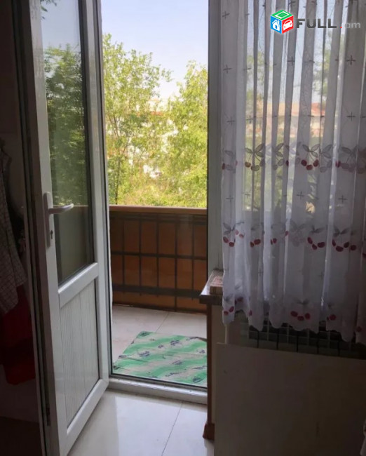 LA10787 Վարձով 2 ս. 3 դարձրած բնակարան Գյուլիքևխյան փողոցում