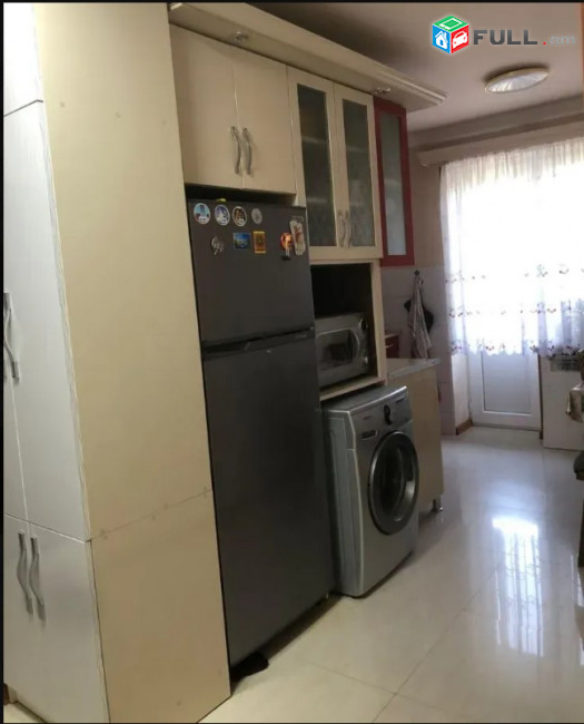 LA10787 Վարձով 2 ս. 3 դարձրած բնակարան Գյուլիքևխյան փողոցում