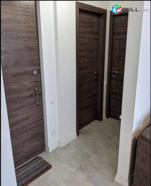 LA10988 Վարձով 2 սենյականոց բնակարան Մարո Մարգարյան փողոց ,նորակառույց շենքում 