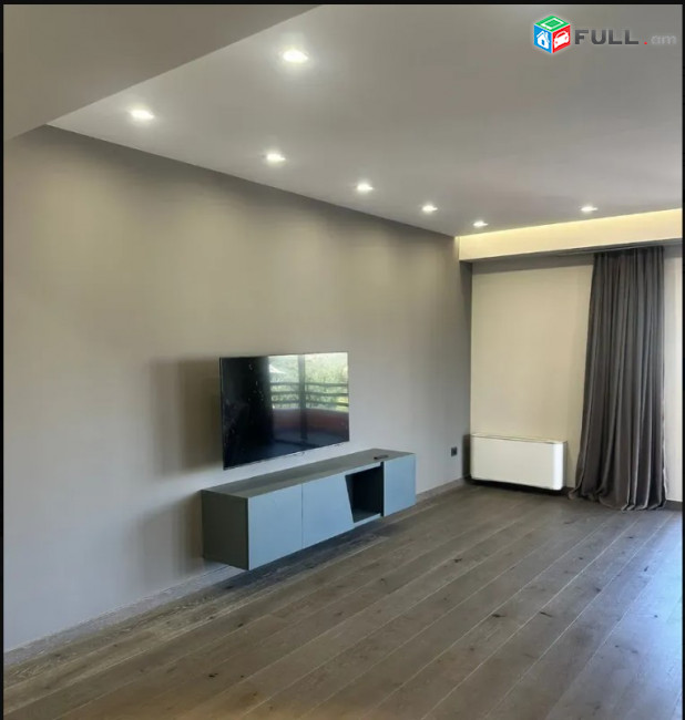 LA10991 Վարձով 3 սենյականոց բնակարան Լեոյի փողոց , նորակառույց շենքում 