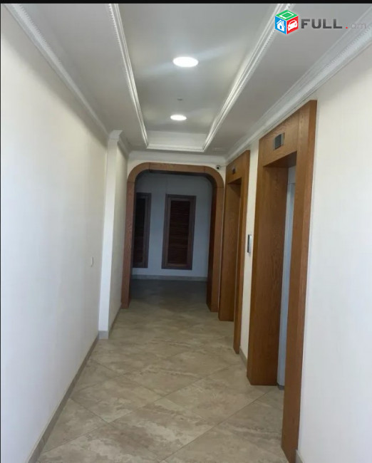 LA11001  Վարձով 3 սենյականոց բնակարան Ծիծեռնակաբերդի խճուղի , Դալմա