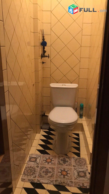 LA11081 Վարձով 2 սենյականոց բնակարան Քաջազնունի փողոցում