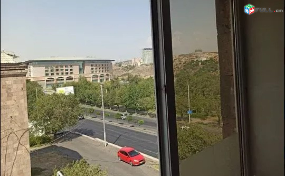 LA11193 Վարձով 2 սենյականոց բնակարան Հալաբյան փողոցում