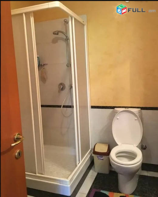 LA11271 Վարձով 3 սենյականոց բնակարան Մովսես Խորենացի փողոց 1-ին նրբանցք, նորակառույց շենքում