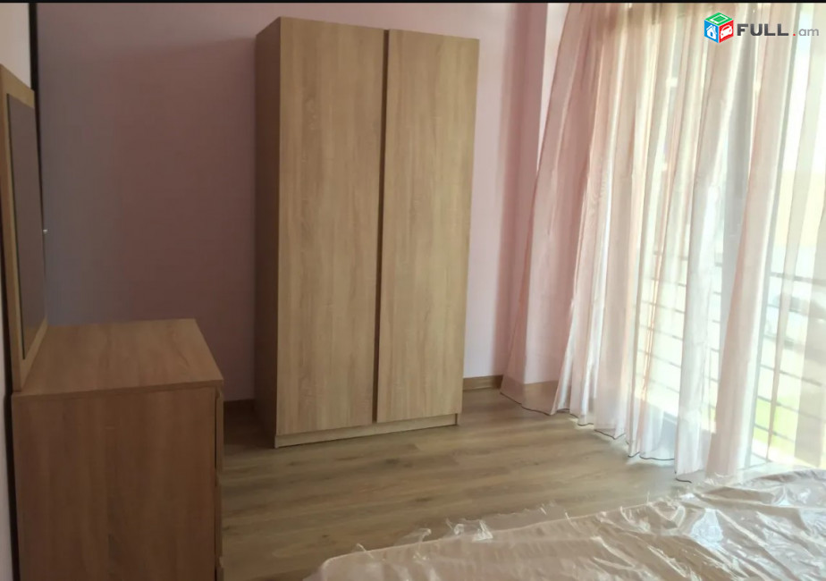 LA11276 Վարձով 3 սենյականոց բնակարան Վահան Տերյան թաղ. 1-ին փողոց ,  նորակառույց շենքում 