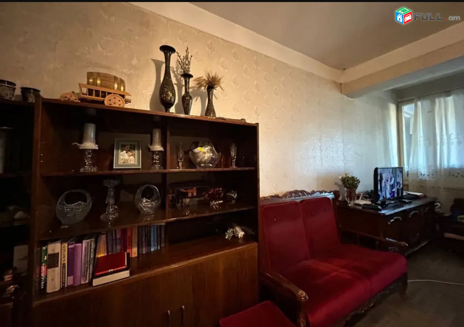 LA11278 Վարձով 2 սենյականոց բնակարան Մառի փողոց