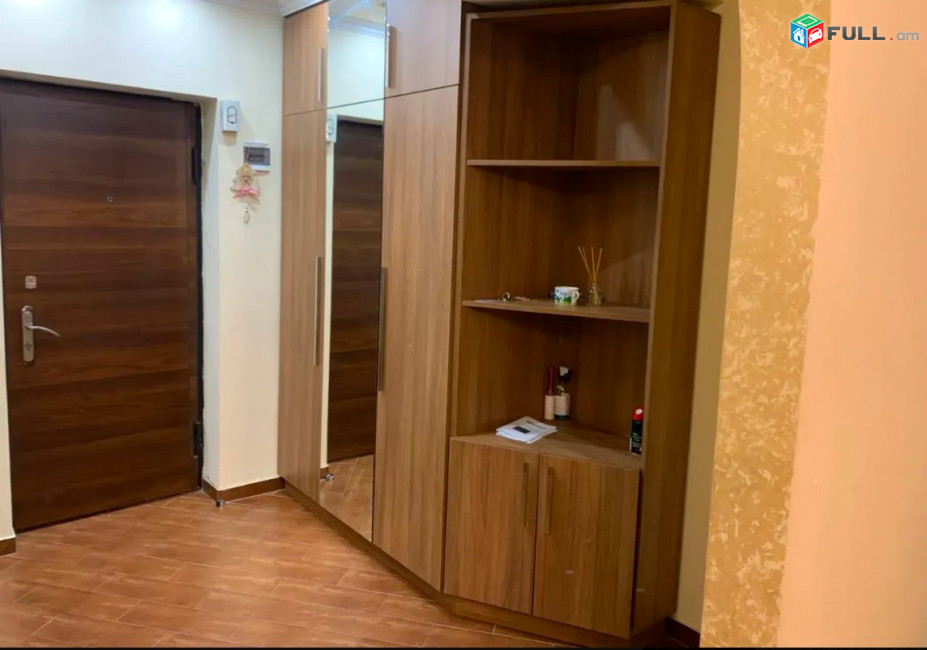 LA11283 Վարձով 2 սենյականոց բնակարան Բագրատունյաց փողոցում