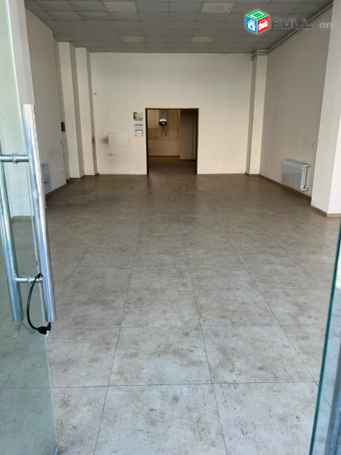 LA11335  Վարձով 107 քմ  Կոմերցիոն  Հրաչյա Քոչարի փողոցում 