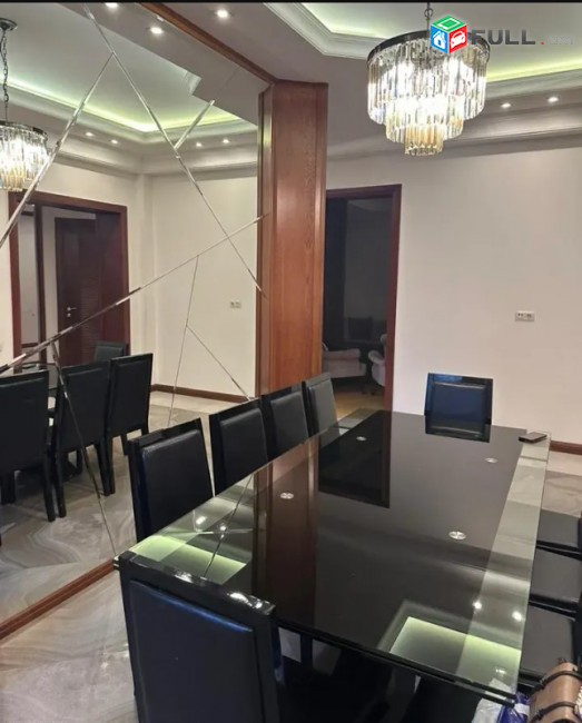 LA11355 Վարձով 3 սենյականոց բնակարան նորակառույց շենքում Եկմալյան փողոցում
