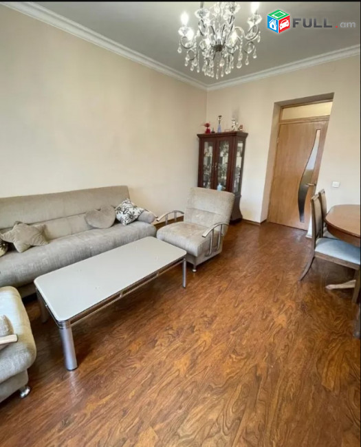 LA11387 Վարձով 3 սենյականոց բնակարան Կասյան փողոց , Բարեկամության մետրոյի մոտ