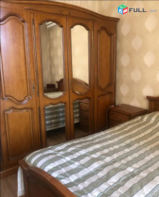 LA11411 Վարձով 3 սենյականոց բնակարան Արամի փողոց , նորակառույց շենքում 