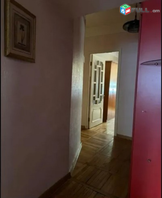 LA11414 Վարձով 3 սենյականոց բնակարան Վրացական փողոցում