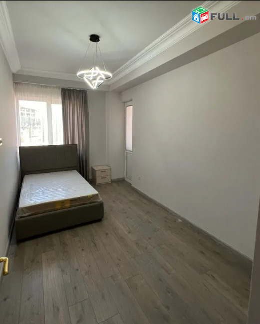 LA11416 Վարձով 3 սենյականոց բնակարան Արղության փողոցում